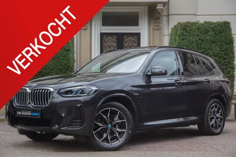 BMW X3 xDrive30e High Executive M-Sport LCI | Trekhaak | Pano | Laser | HUD